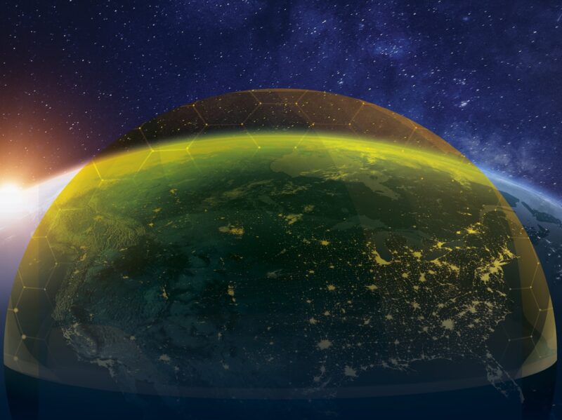 美国太空军向12家公司授予32亿美元天基拦截器合同